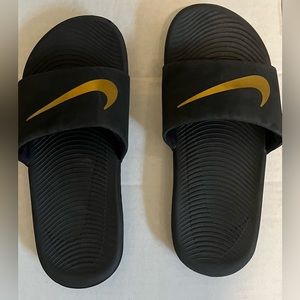 Nike Kawa Slide Sandal - Kids Size 2Y Color Black